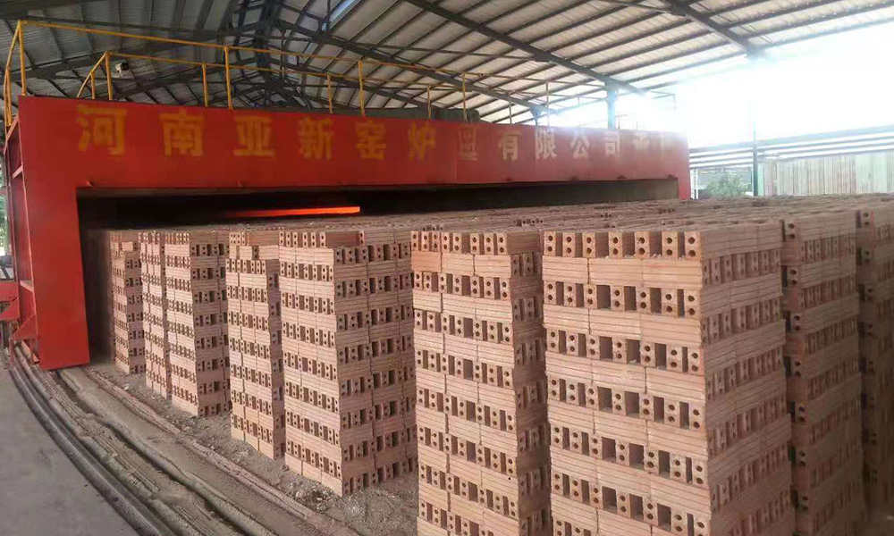 越南黃貴磚廠11.8m移動式隧道窯